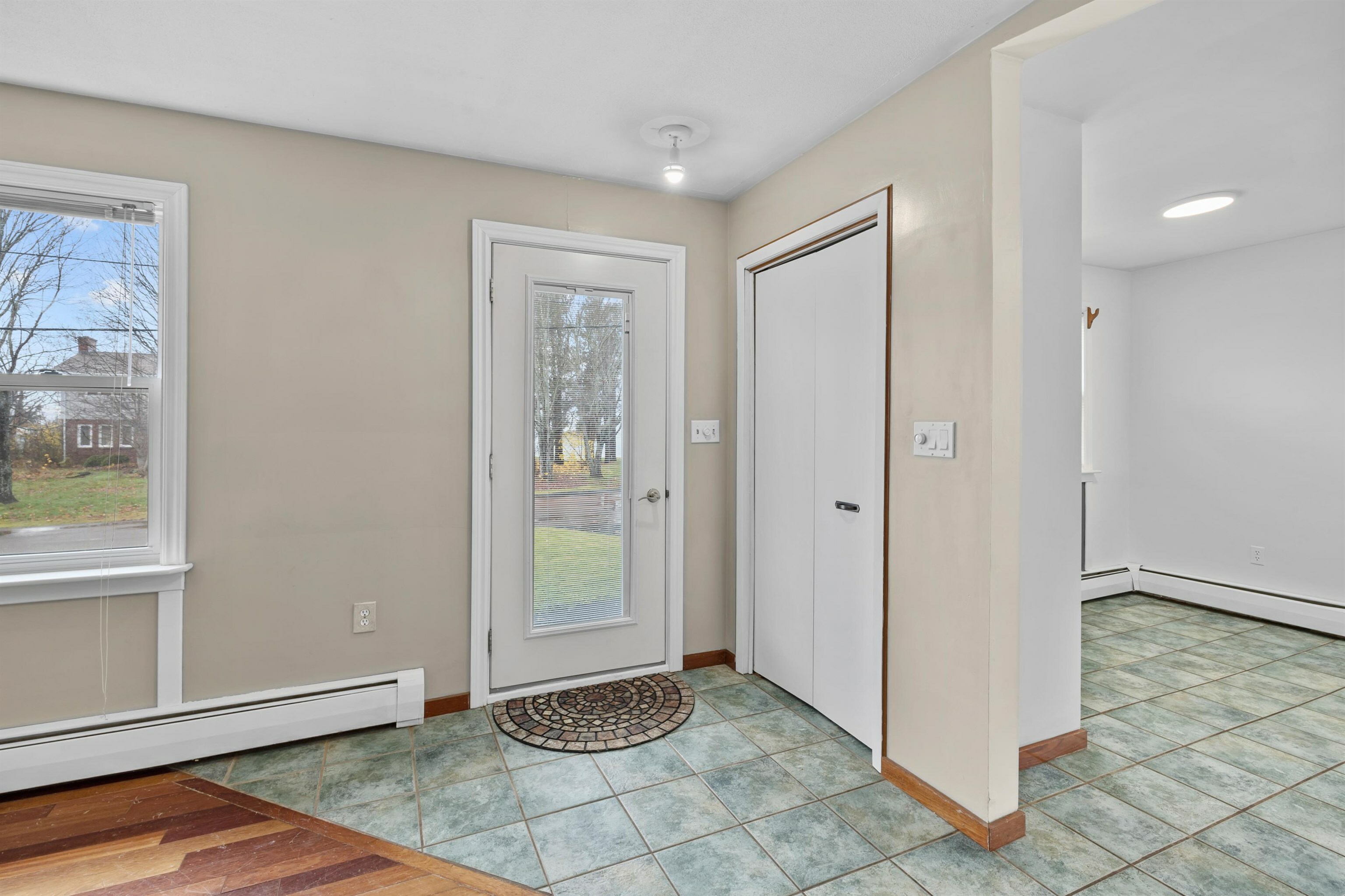 Property Photo:  35 Maplewood Crescent  PE C1A 7R5 