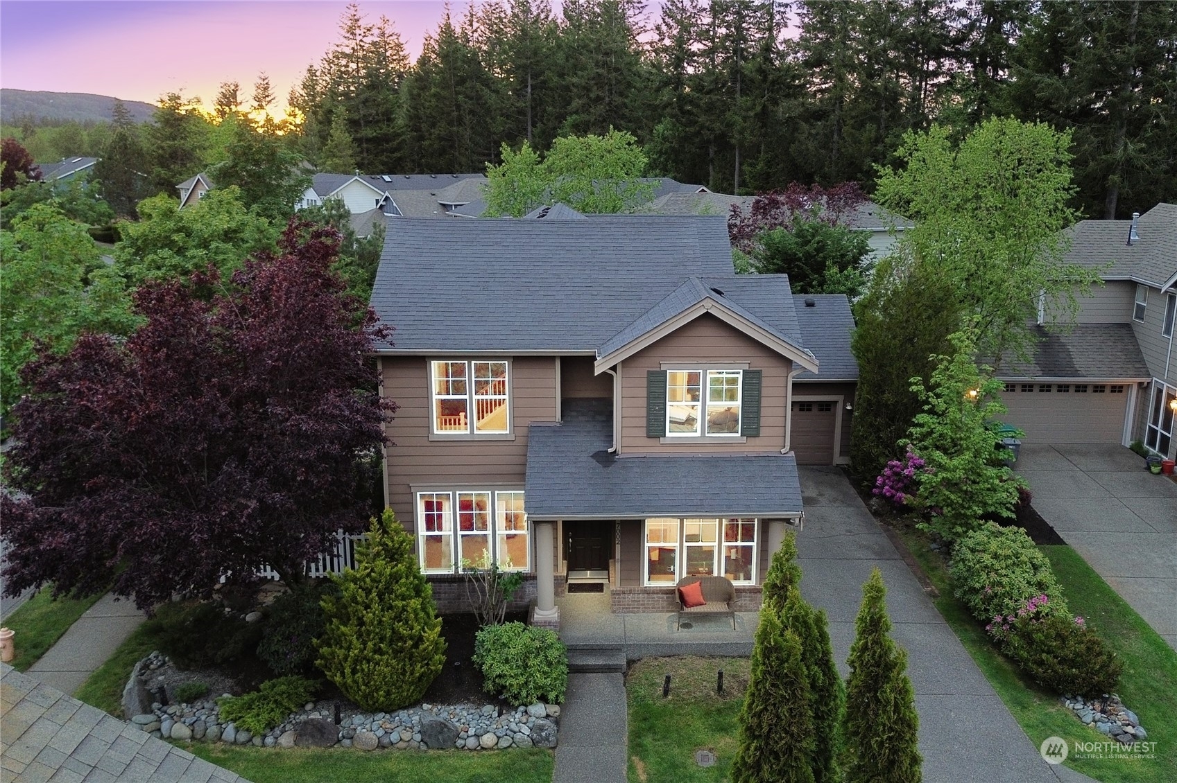 Property Photo: 7002 Curtis Drive SE WA 98065