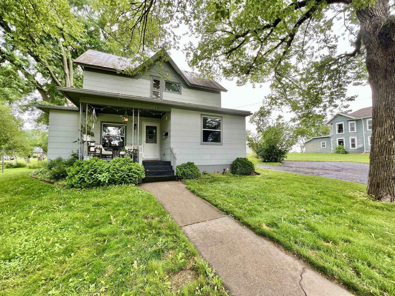 Property Photo:  132 Pine Street  WI 53913 