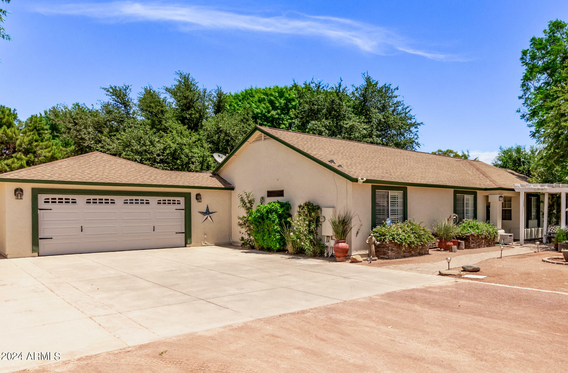 Property Photo:  17730 E Brooks Farm Road  AZ 85298 