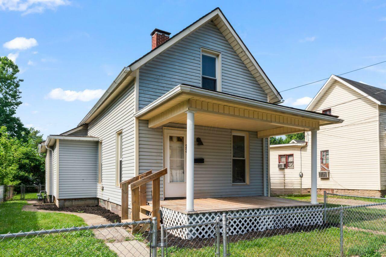 Property Photo:  23 Western Avenue  OH 43055 