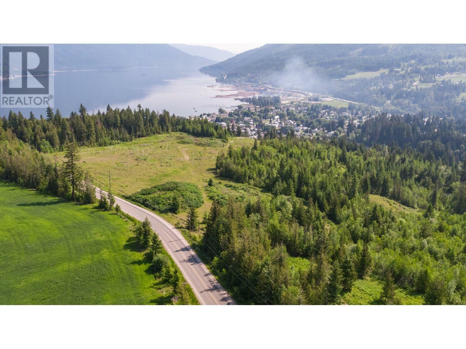 Property Photo: 6750 42 Street Northeast BC V0E 1K0
