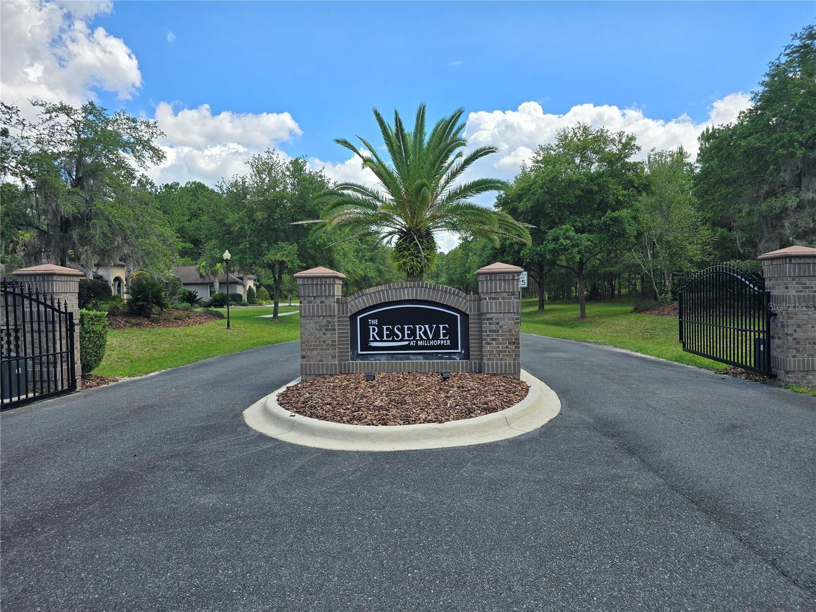 Property Photo:  5990 NW 88th Way  FL 32653 