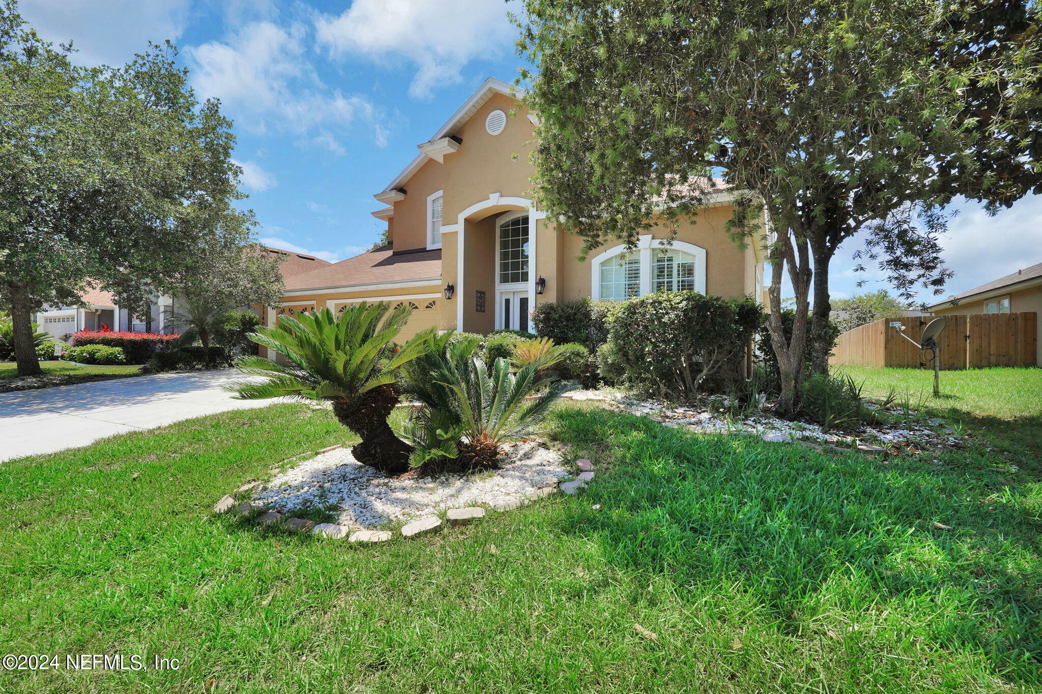 Property Photo:  3340 Warnell Drive  FL 32216 