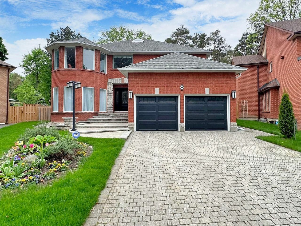 6 Willow Heights Crt  Toronto ON M2M 4E8 photo