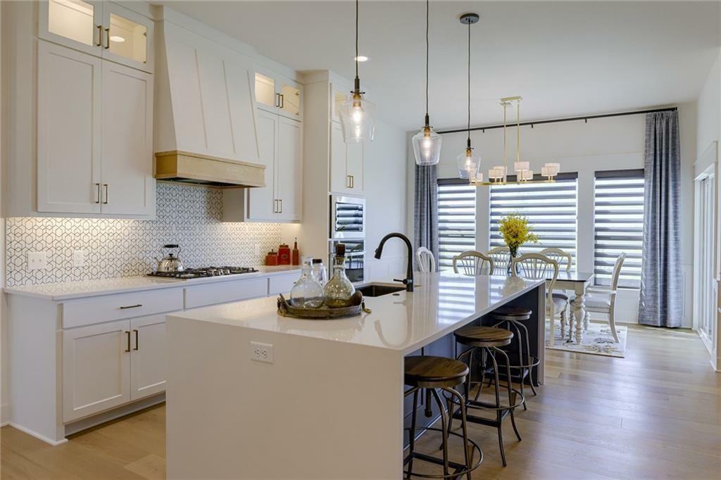 Property Photo: 25436 W 92nd Terrace KS 66227