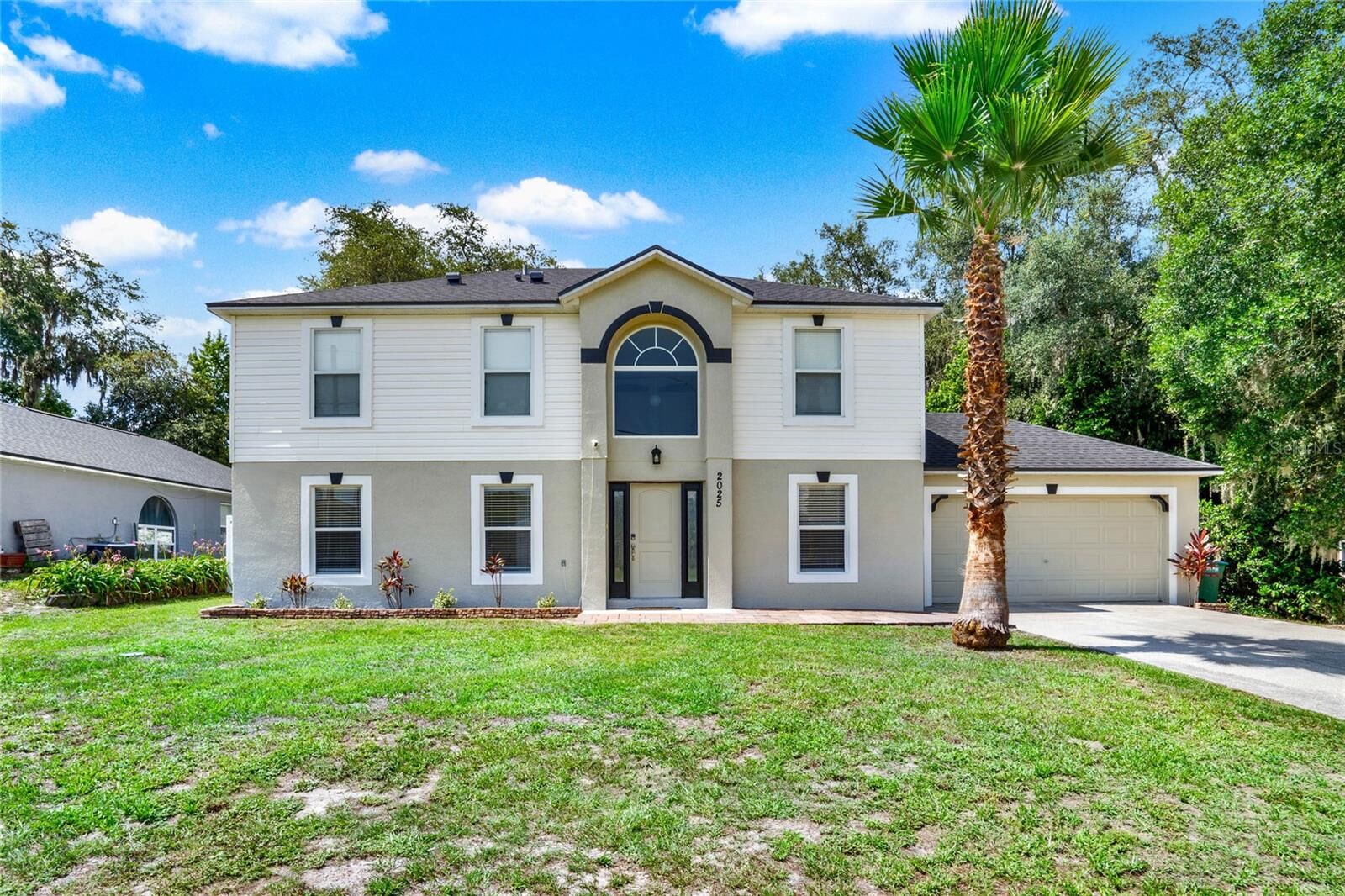 Property Photo:  2025 Brewster Drive  FL 32738 