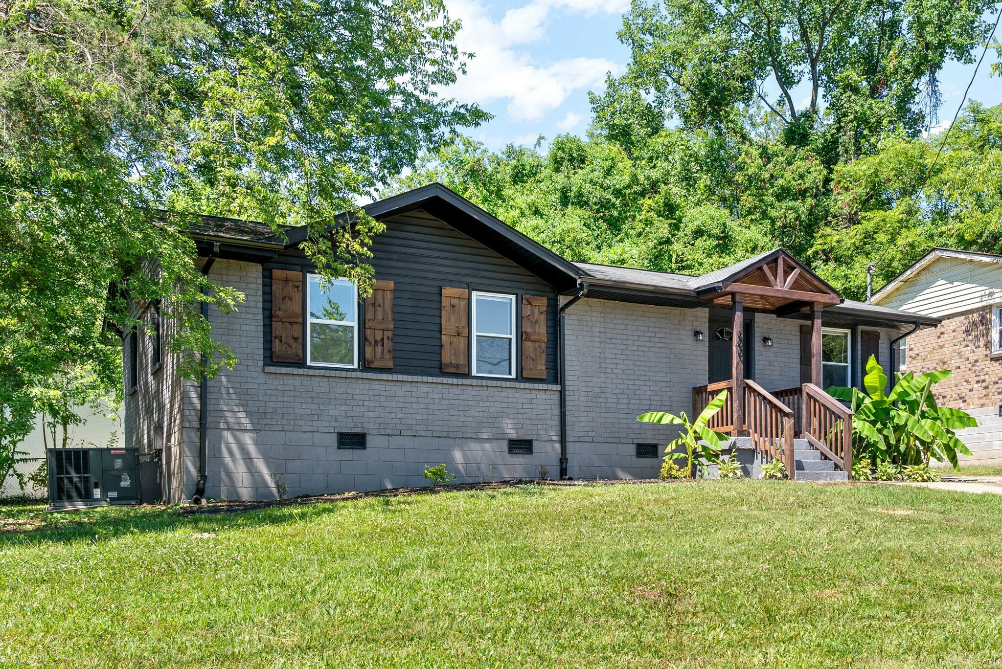 Property Photo:  600 Maclaurin Ct  TN 37207 