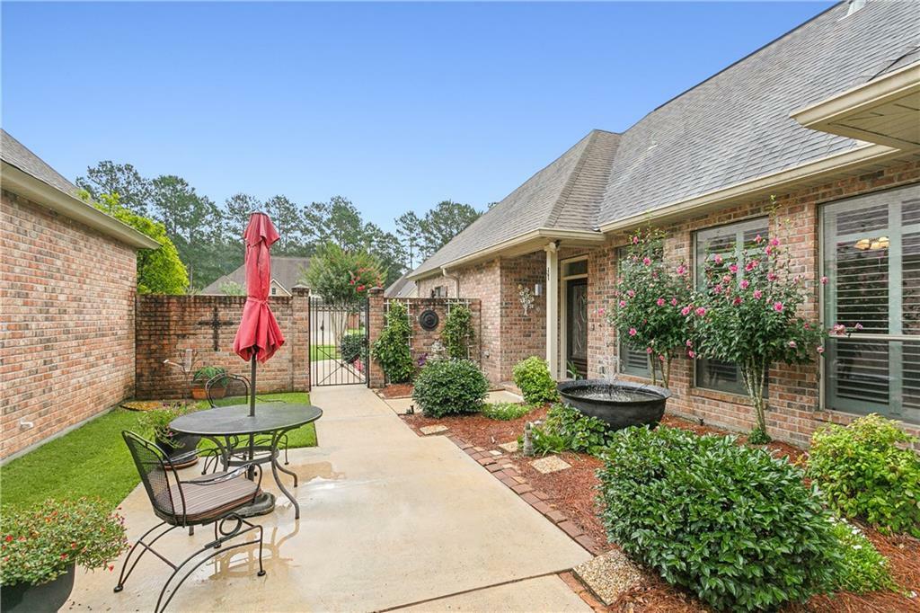 Property Photo:  348 Beebalm Circle  LA 70435 