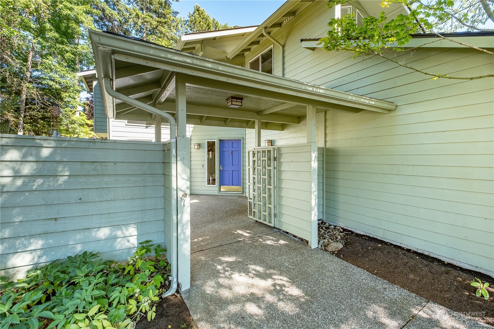 Property Photo:  640 NW Ebb Tide Court  WA 98277 