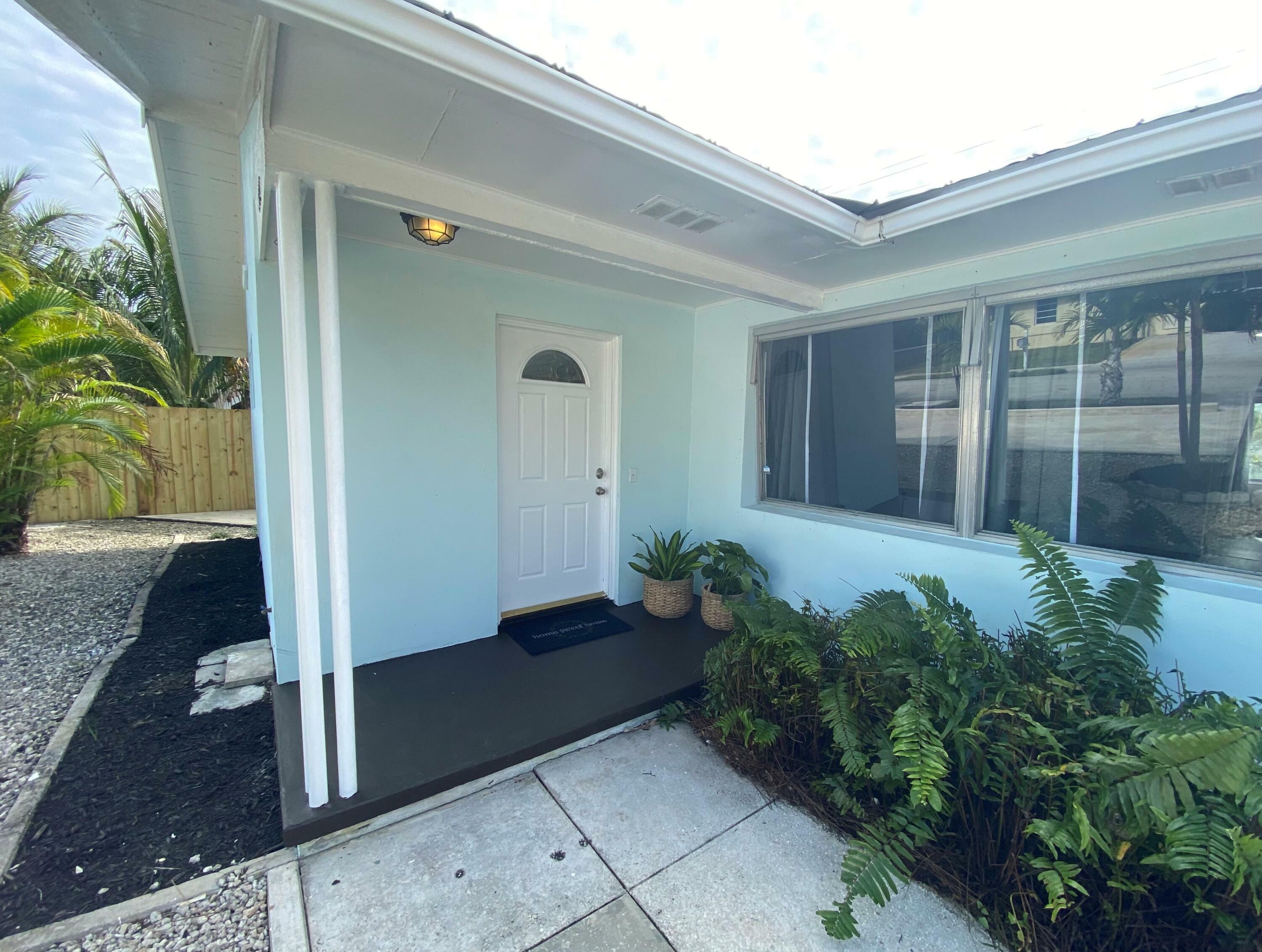 Property Photo:  131 E 30th Street  FL 33404 