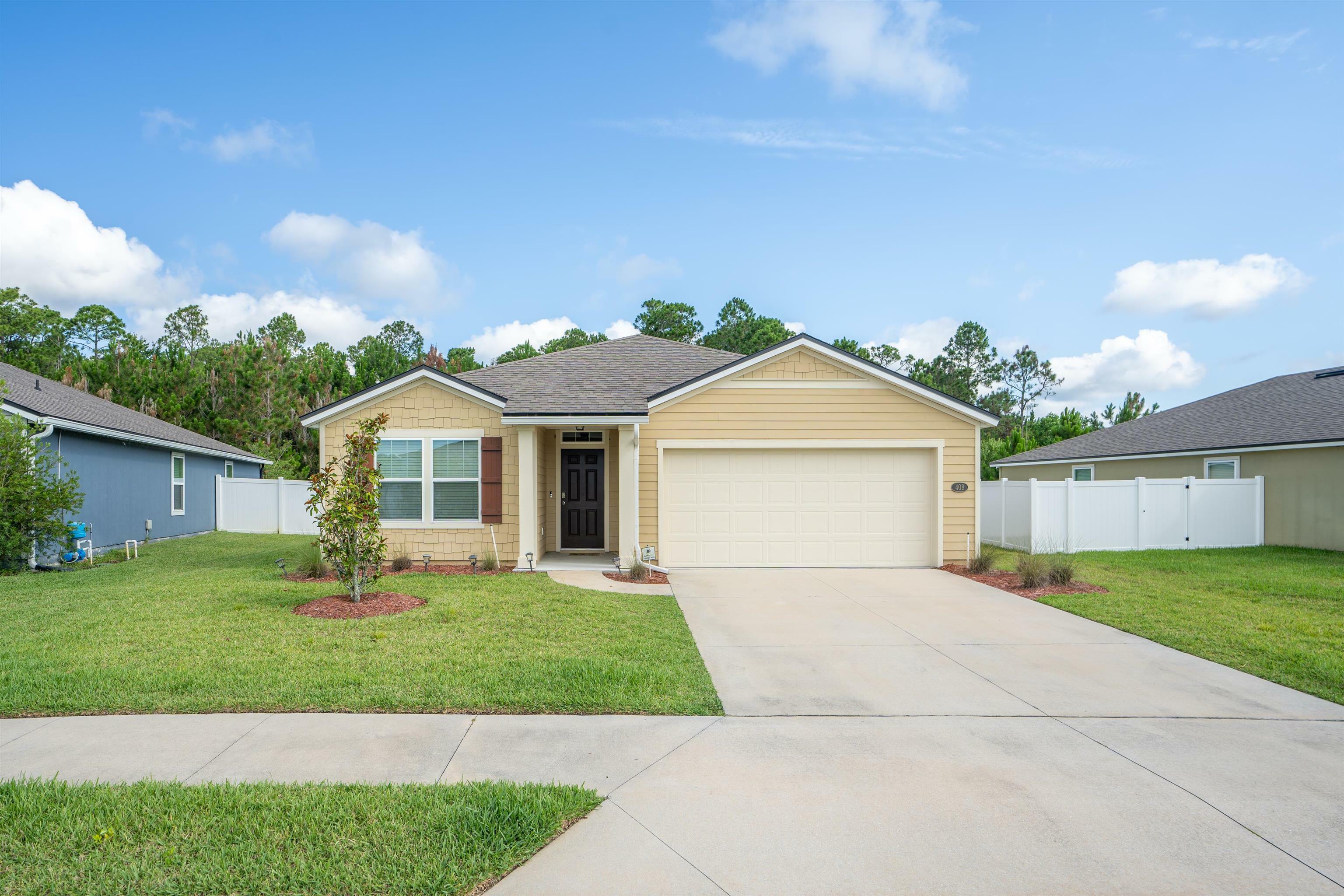 Property Photo:  408 Seville Pkwy  FL 32086 