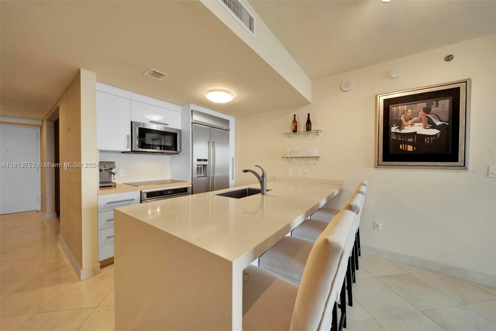 Property Photo:  1800 S Ocean Dr 2506  FL 33009 