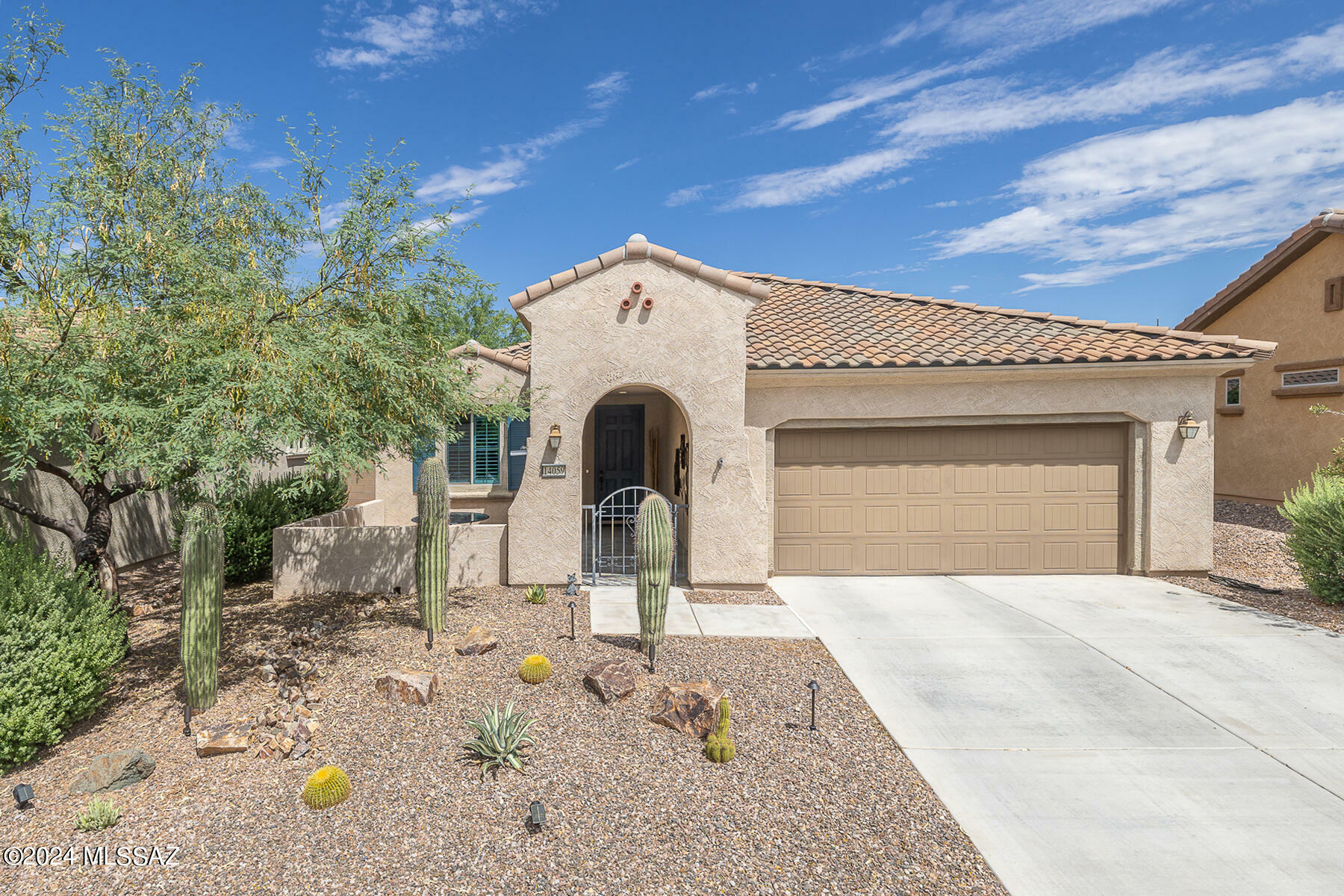 Property Photo: 14059 N Del Webb Trail AZ 85658