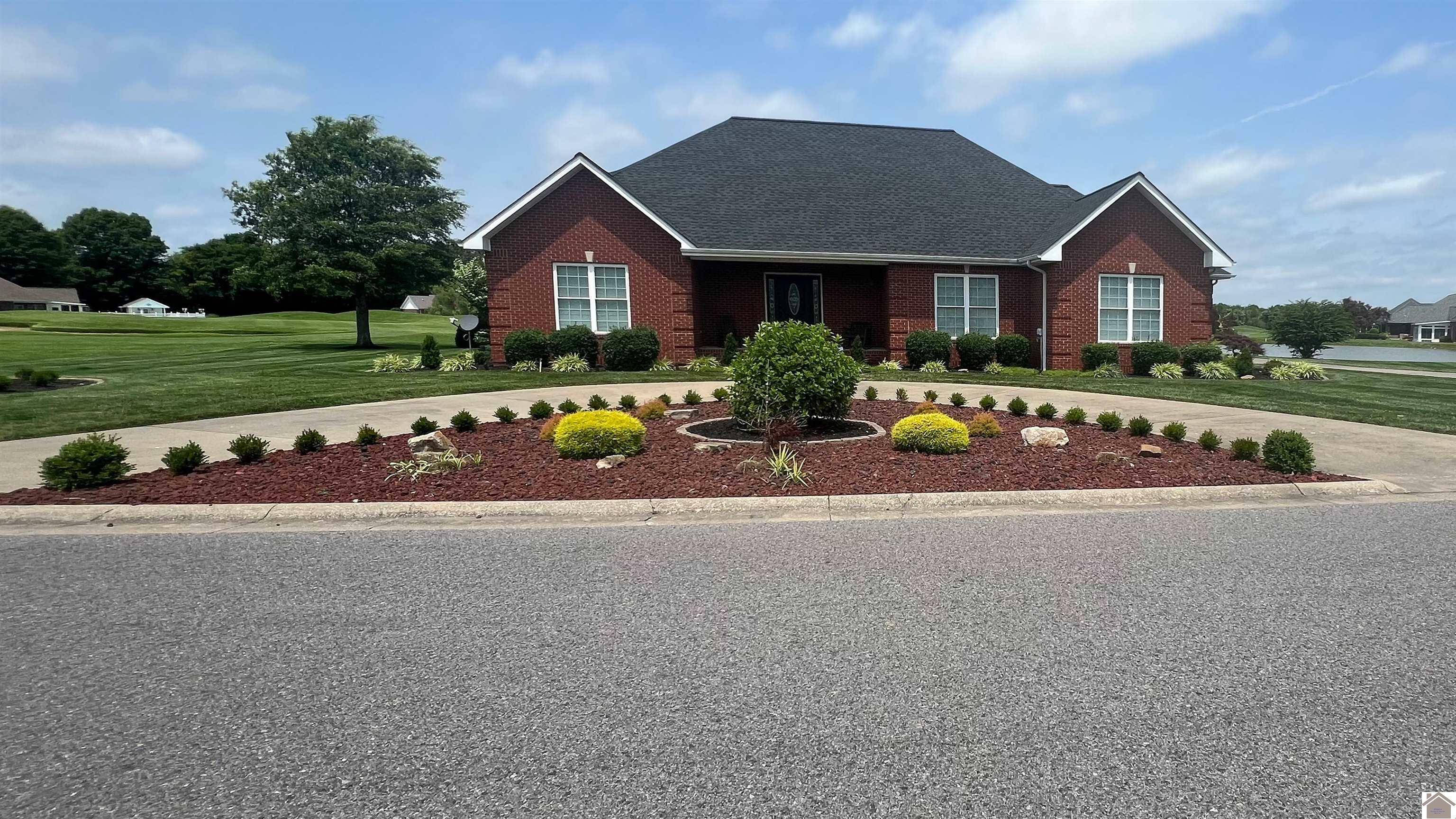 Property Photo:  112 Clubhouse Drive  KY 42058 