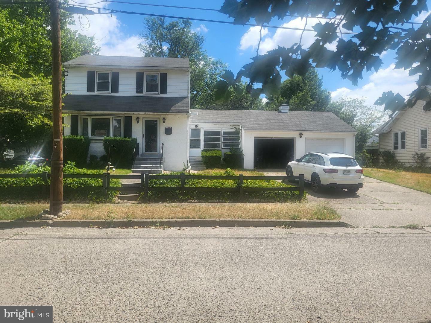 Property Photo:  1506 Springfield Avenue  NJ 08110 