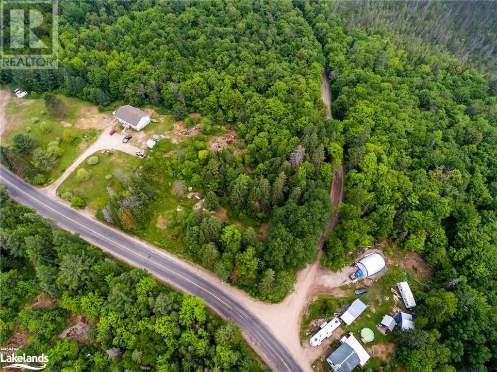 Photo de la propriété:  0 Highway 518 West  ON P0A 1Y0 