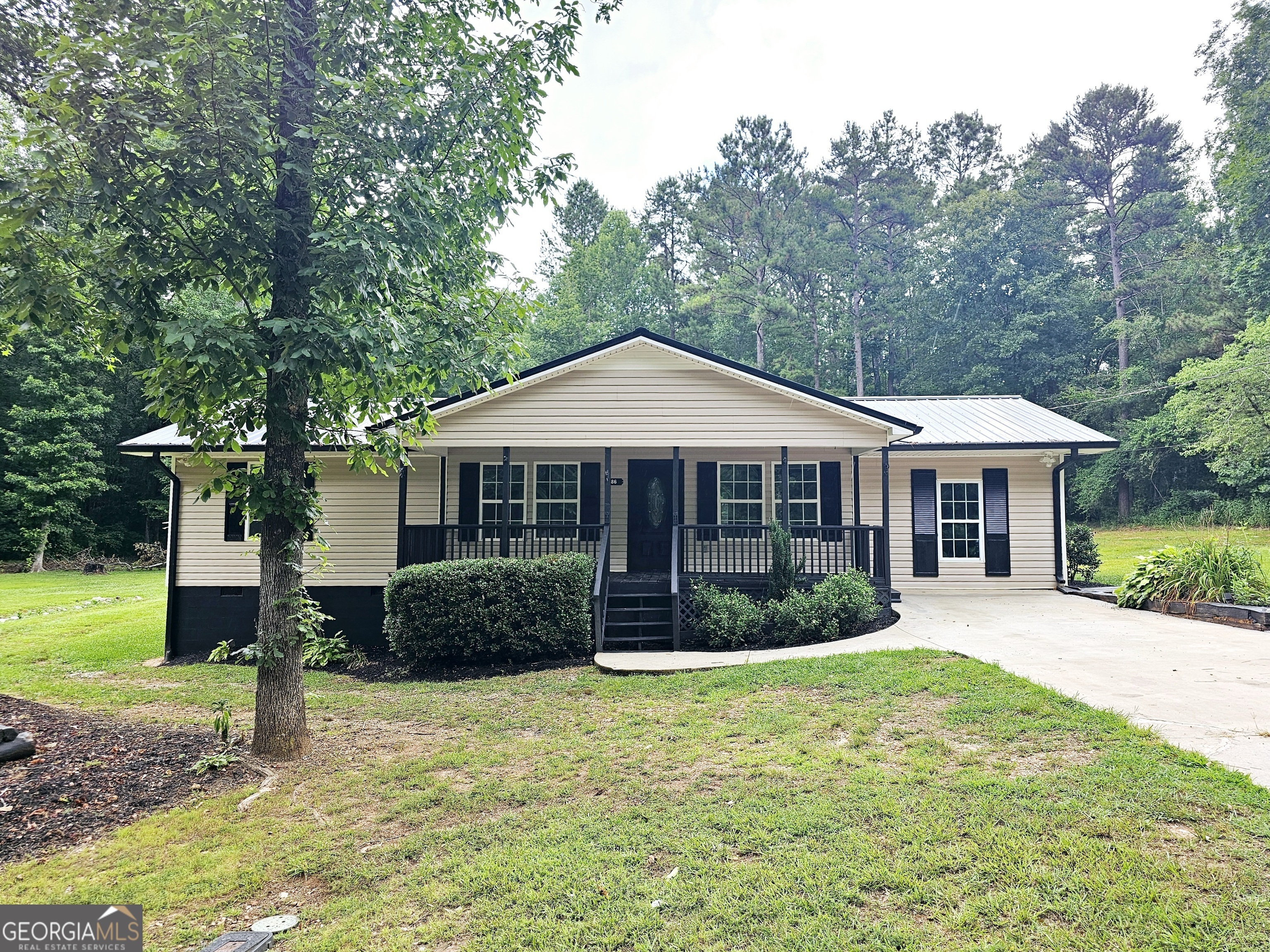 Property Photo: 86 Asa Cash Road GA 30110