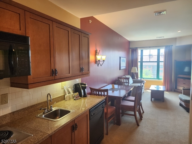 Property Photo:  200 Route 94 Unit 408  NJ 07462 