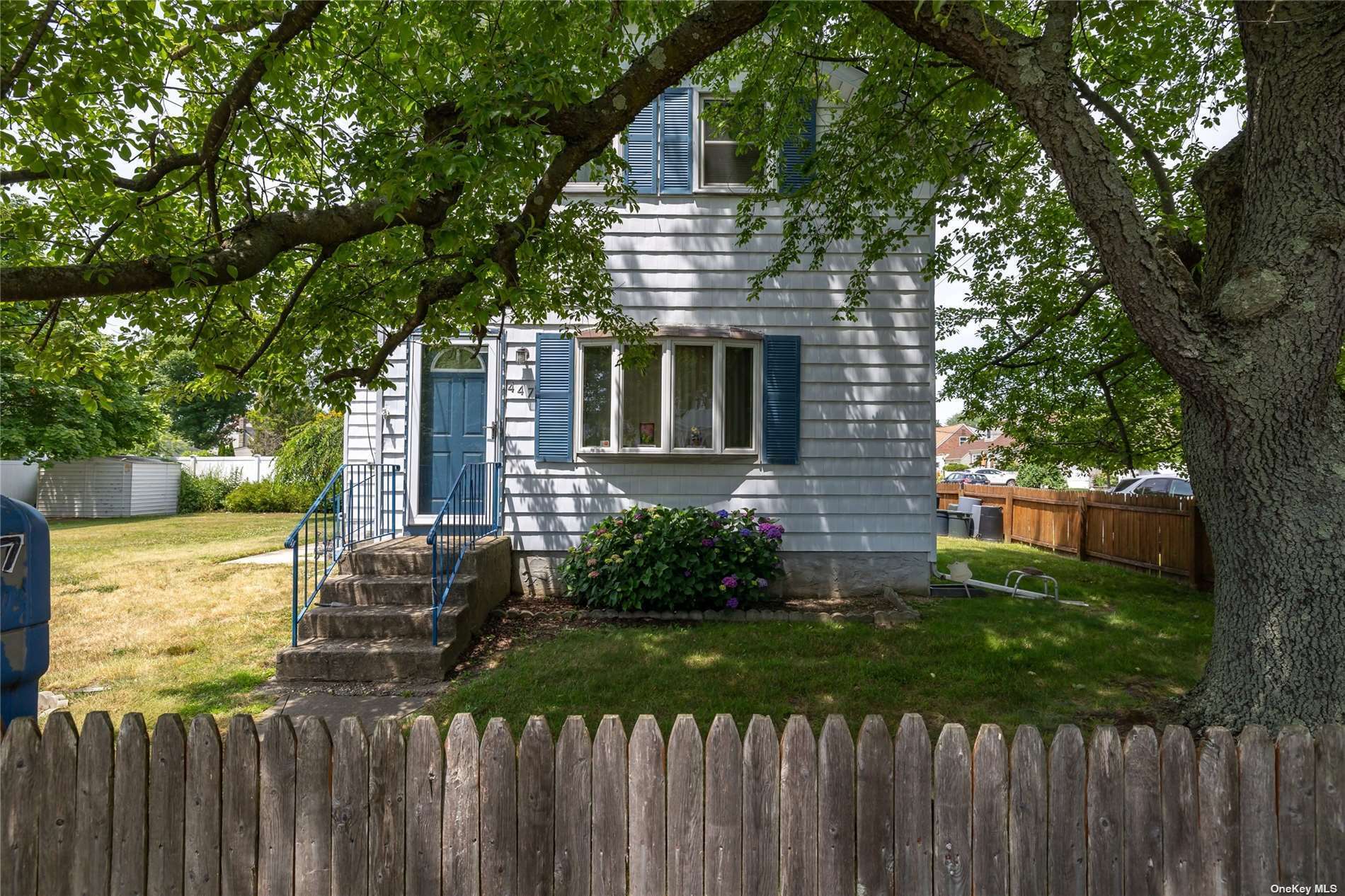 Property Photo:  447 New York Avenue  NY 11757 