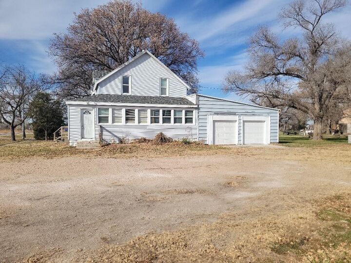 Property Photo: 109 W Highway 30 NE 69151