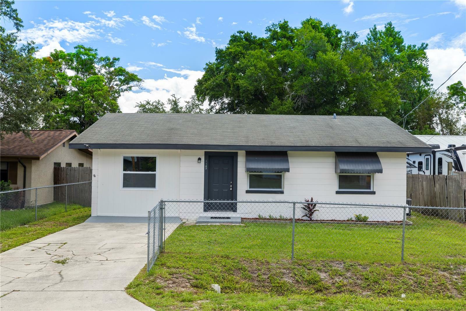 Property Photo:  1145 36th Street W  FL 34205 