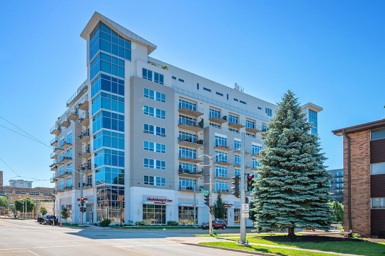 Property Photo:  601 E Ogden St 804  WI 53202 