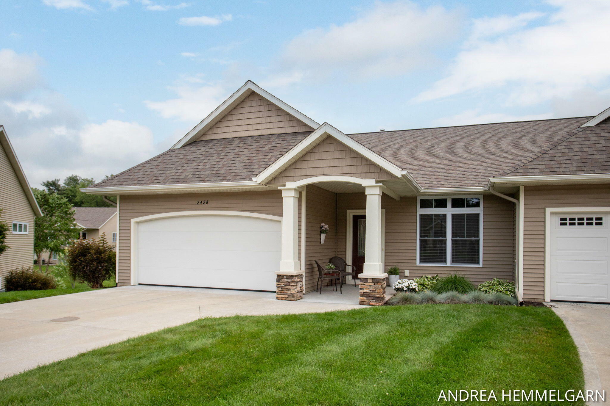 Property Photo:  2428 Sawtooth Court  MI 49424 