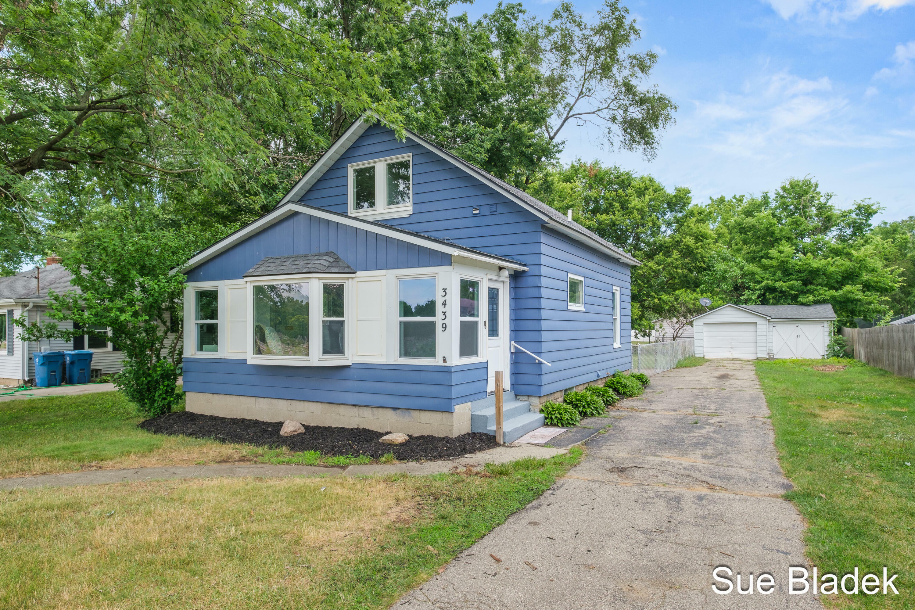 Property Photo:  3439 Prairie Street SW  MI 49418 