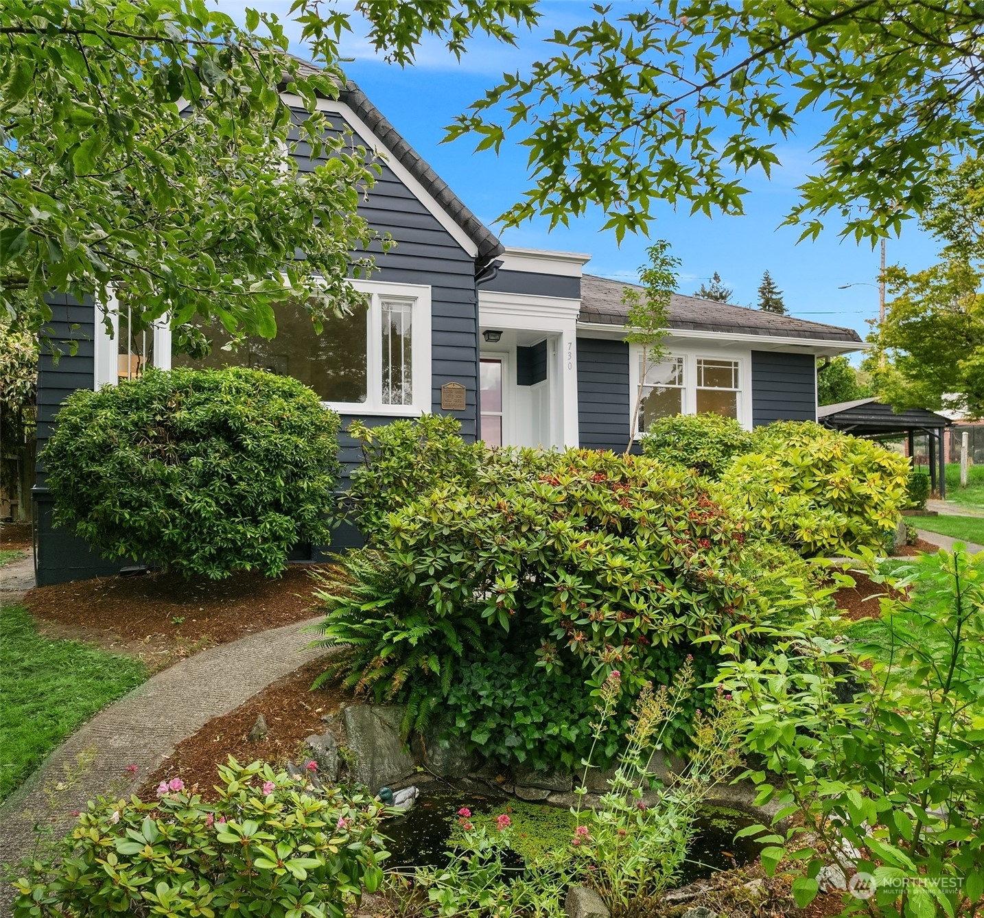 Property Photo:  730 Prospect Avenue N  WA 98031 