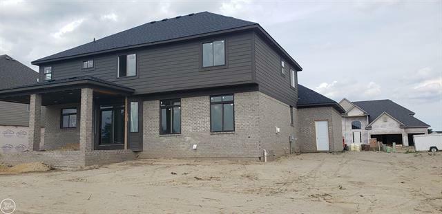 Property Photo:  36711 N Pointe Drive  MI 48047 
