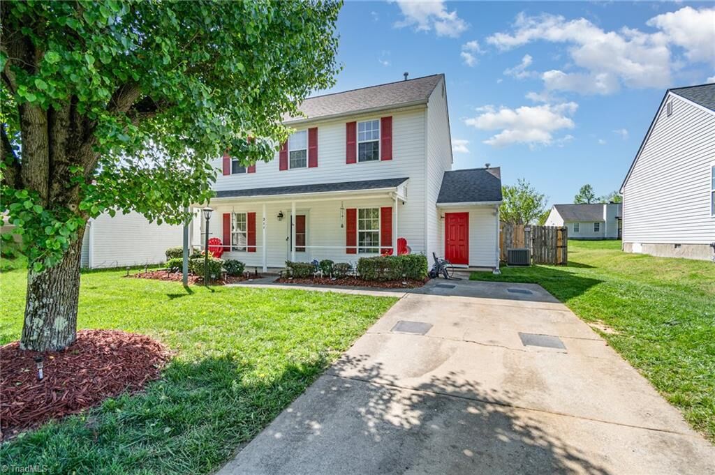 Property Photo:  211 Lasalle Way  NC 27406 
