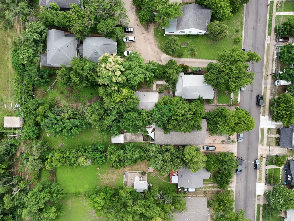 Property Photo:  2813 E 22nd Street  TX 78722 