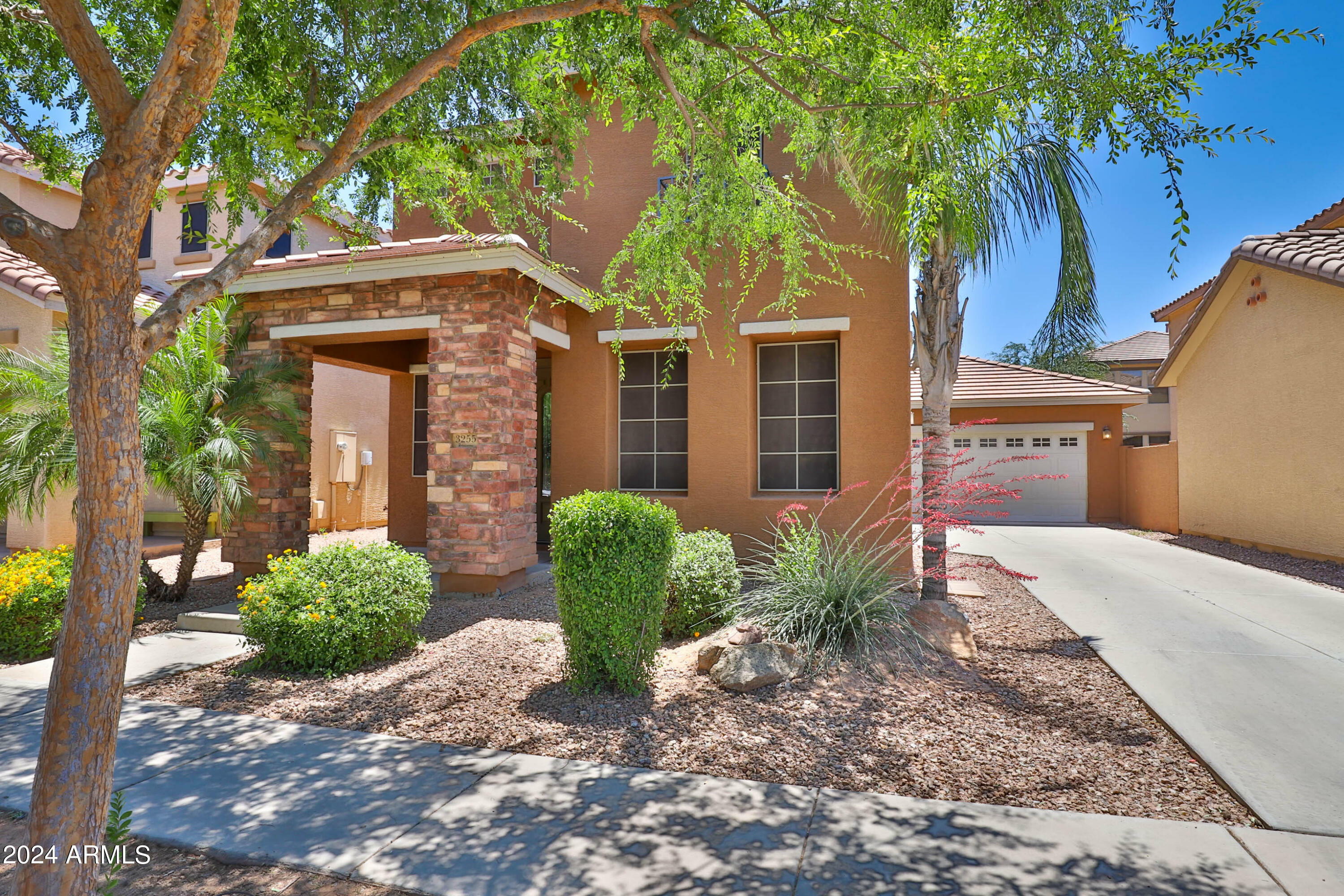 Property Photo:  3255 E Oakland Street  AZ 85295 