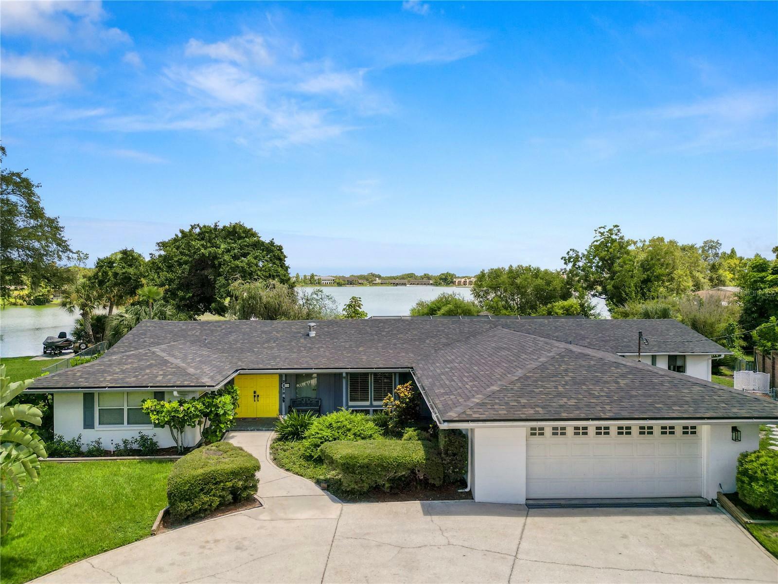 Property Photo:  2118 Lake Bentley Court  FL 33803 