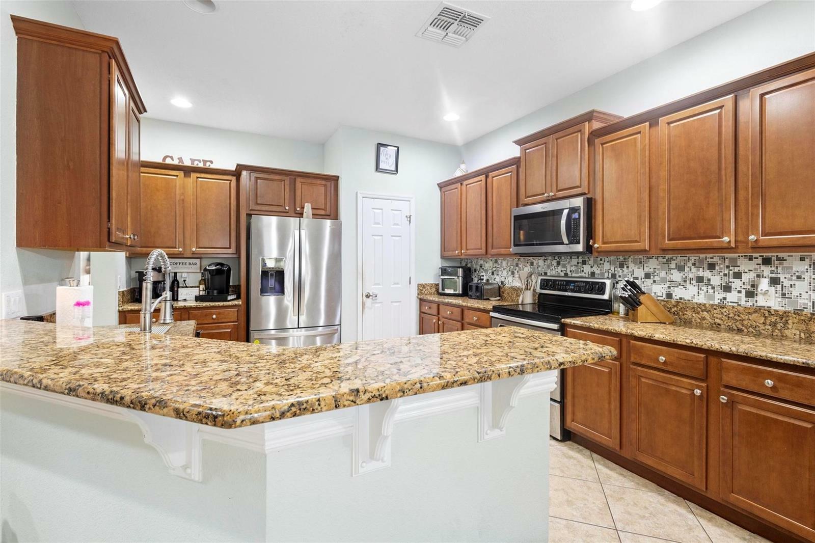 Property Photo:  2057 Rafton Road  FL 32703 