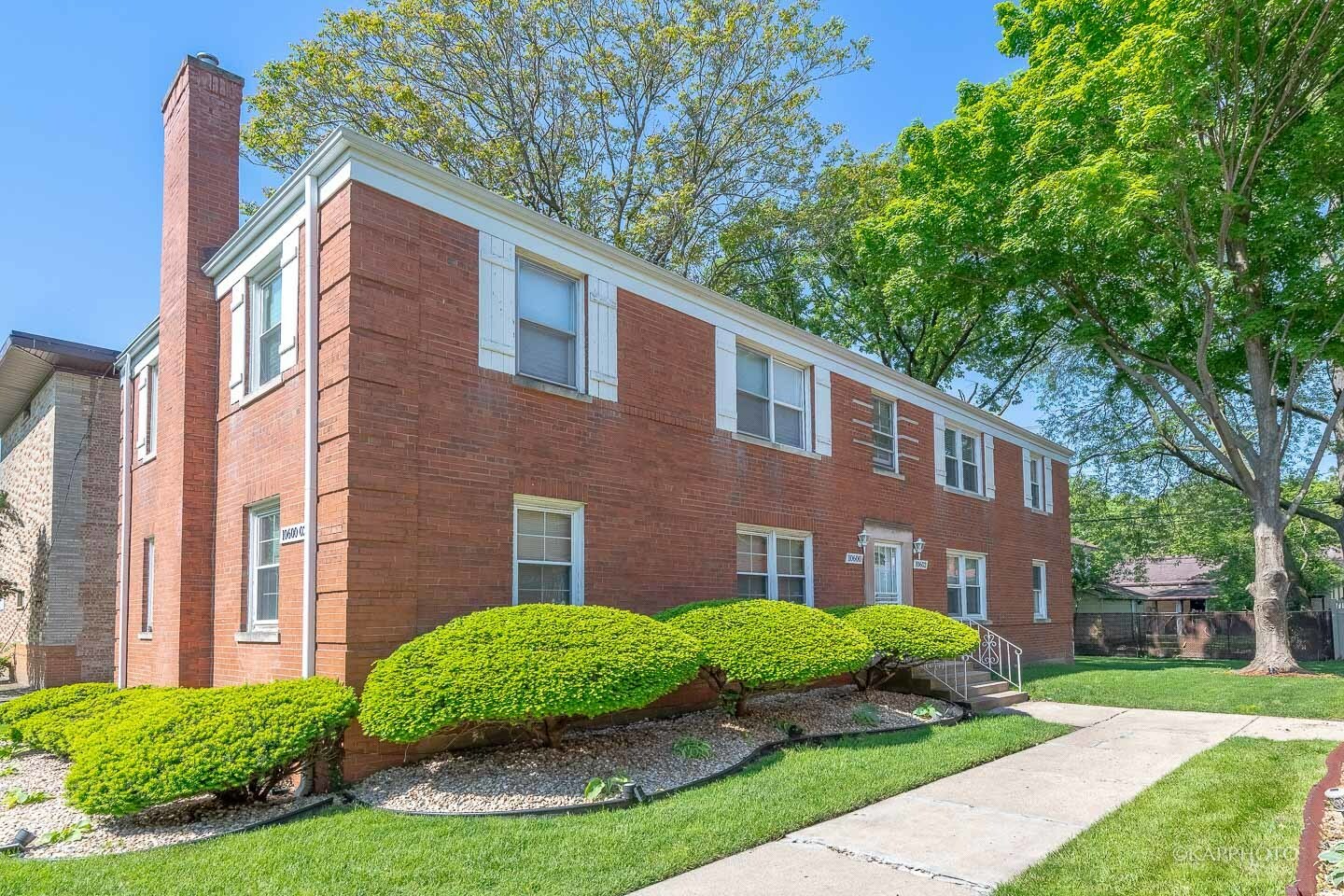 Property Photo:  10600 S Walden Parkway 2E  IL 60643 