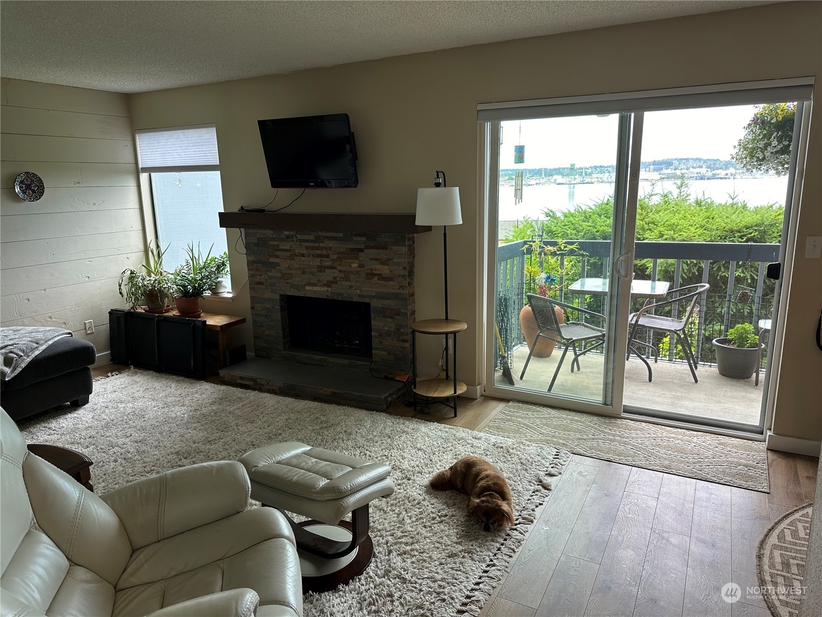 Property Photo:  103 Rockwell Avenue B-15  WA 98366 