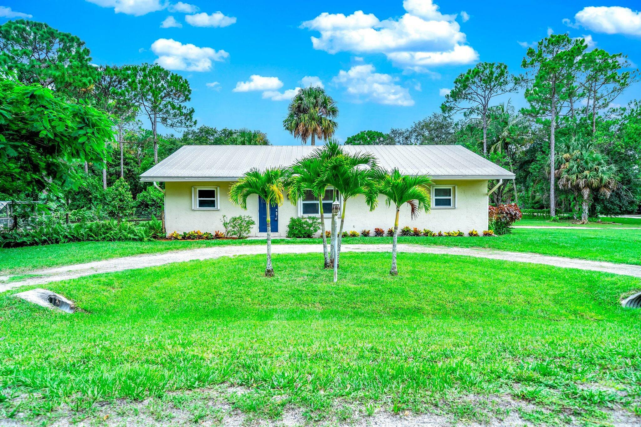Property Photo: 17430 128th Trail Trail N FL 33478