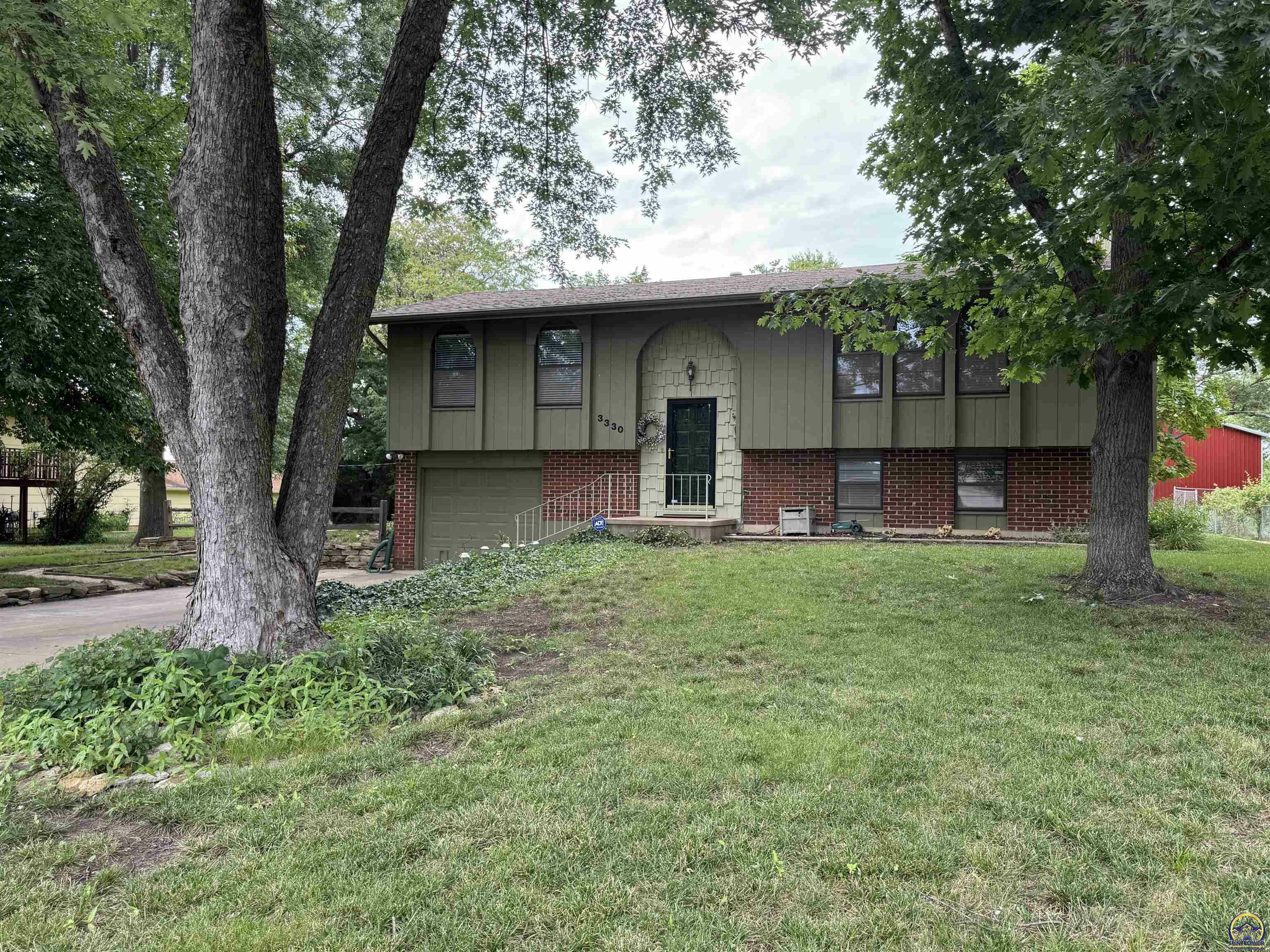 Property Photo:  3330 NW 42nd Ter  KS 66618 