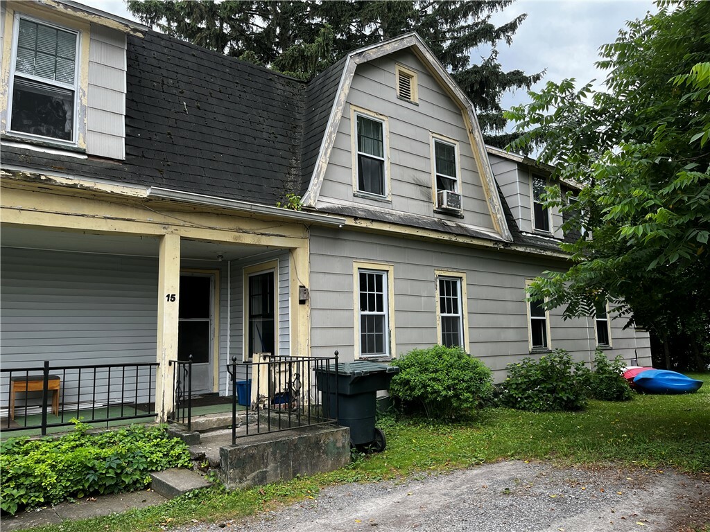 Property Photo:  15 Oak Street  NY 13165 