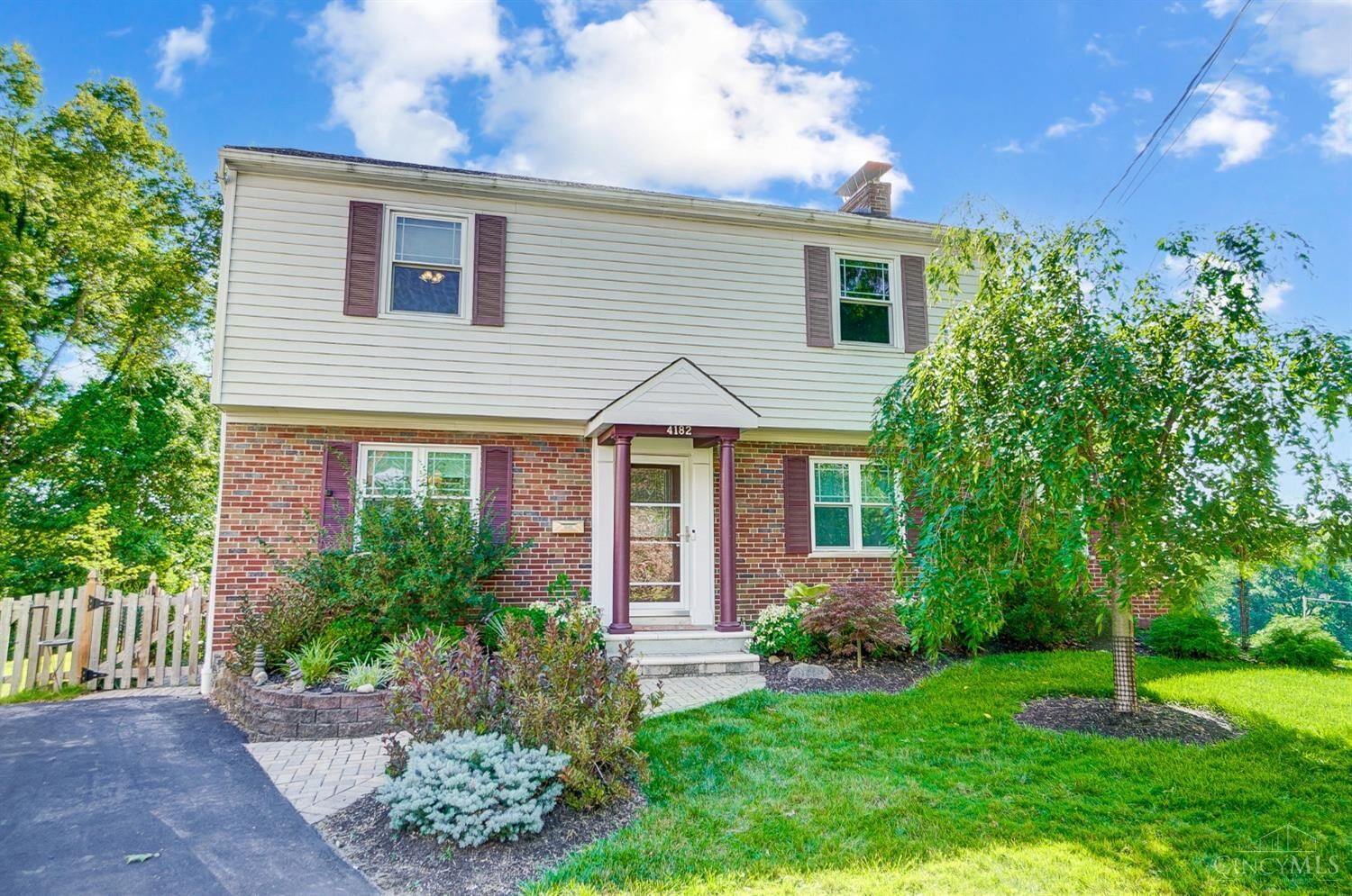 Property Photo: 4182 Paxton Woods Drive OH 45209
