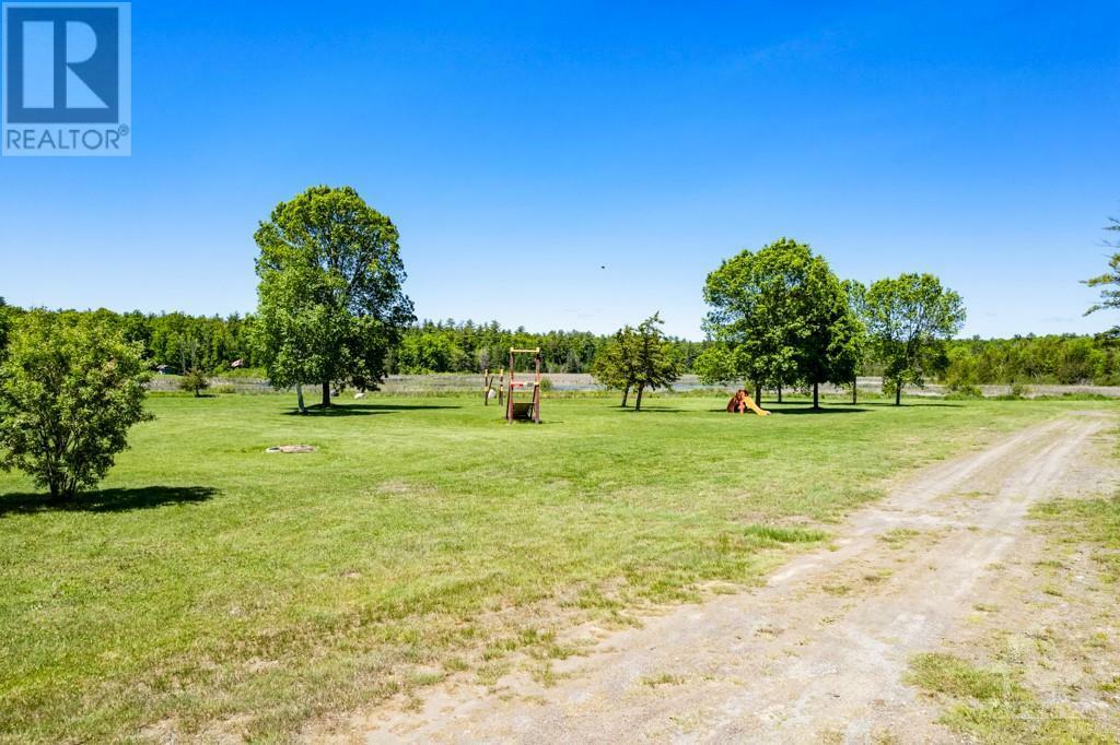 Photo de la propriété:  5060 Calabogie Road  ON K0J 1H0 