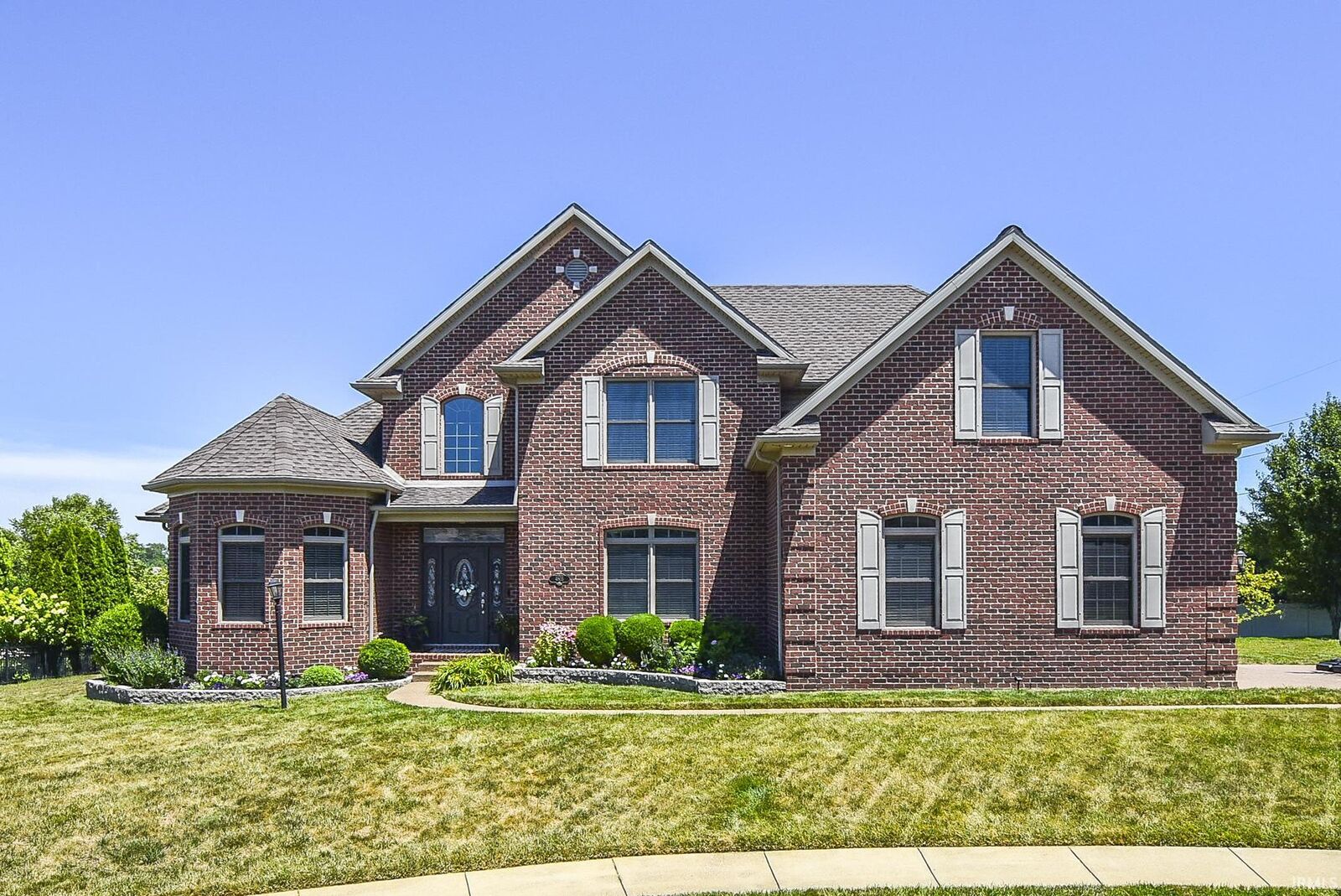 Property Photo:  4805 Fieldcrest Place Circle  IN 47630 