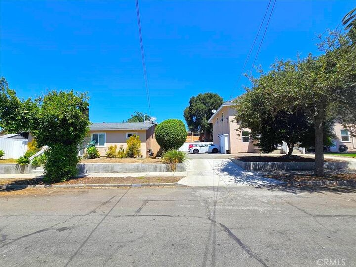 Property Photo:  481 Lincoln Avenue  CA 91103 