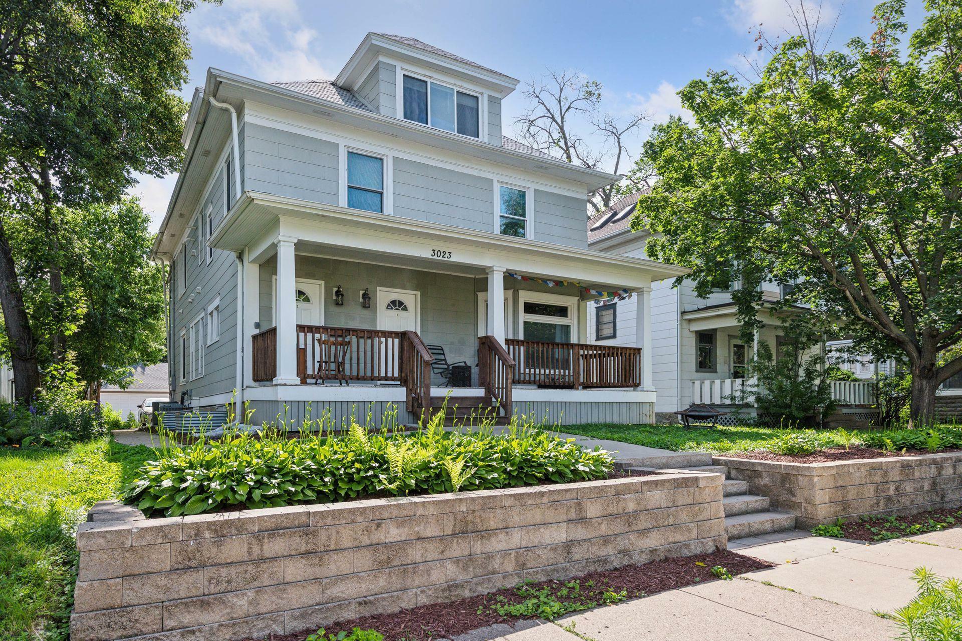 Property Photo:  3023 Dupont Avenue S  MN 55408 