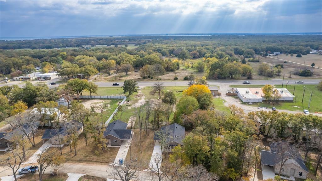 Property Photo:  921 Hillburn Drive  TX 75474 