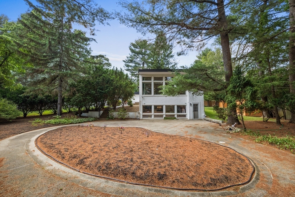 Property Photo: 11 Patterson Rd Sf MA 02421