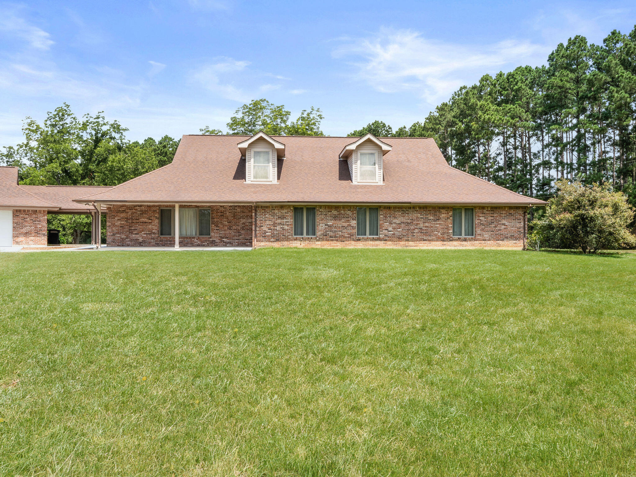 Property Photo: 1892 Highway 27 LA 70634