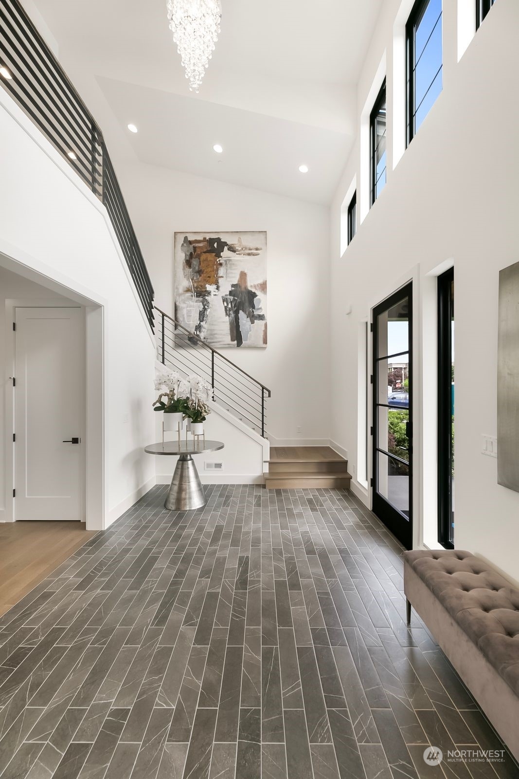 Property Photo: 425 14th Avenue W WA 98033